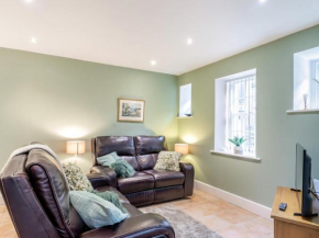 Riding Cottage - Uk37449